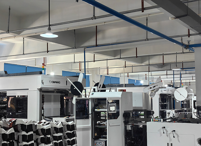 Wenzhou Xiangqun Bags Co, Ltd.